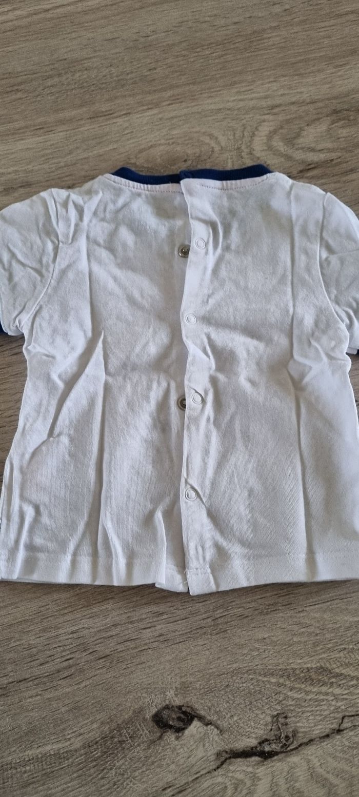 T shirt neuf - photo numéro 3