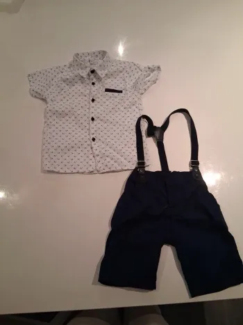 Ensemble chemise short à bretelles