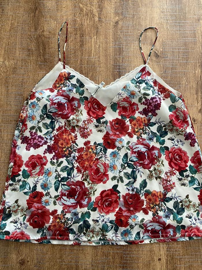 Debardeur fleuri taille 38 Stradivarius - photo numéro 4