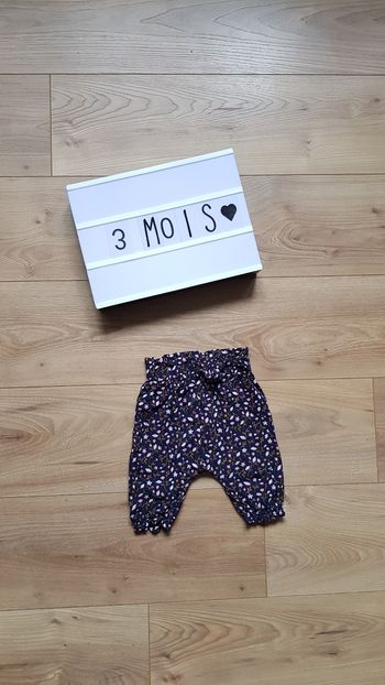 Sarouel fin kiabi 3 mois