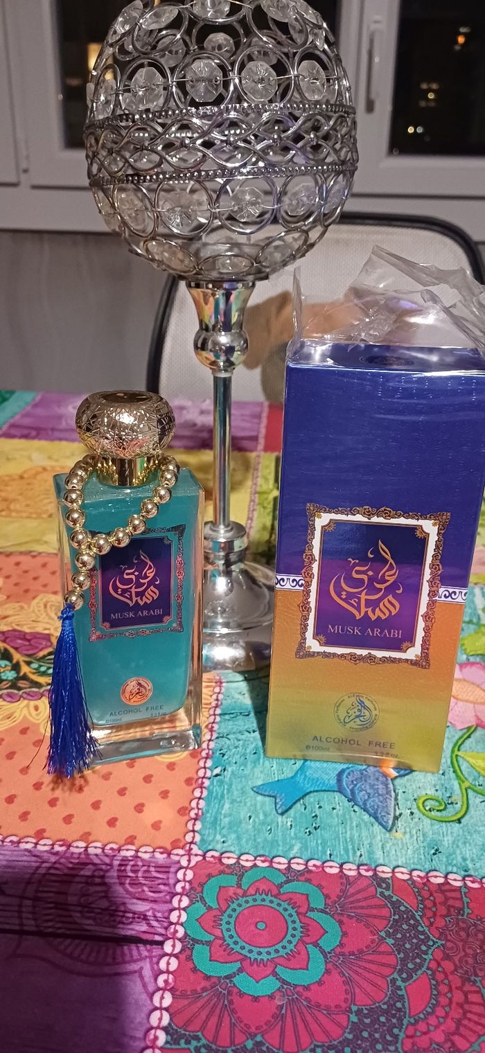 Parfum  al fakhar musk arabi