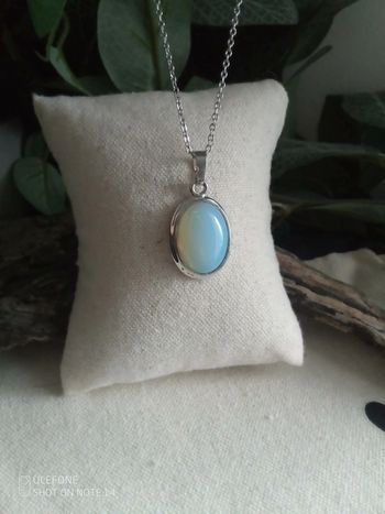 Collier argenté pendentif opaline