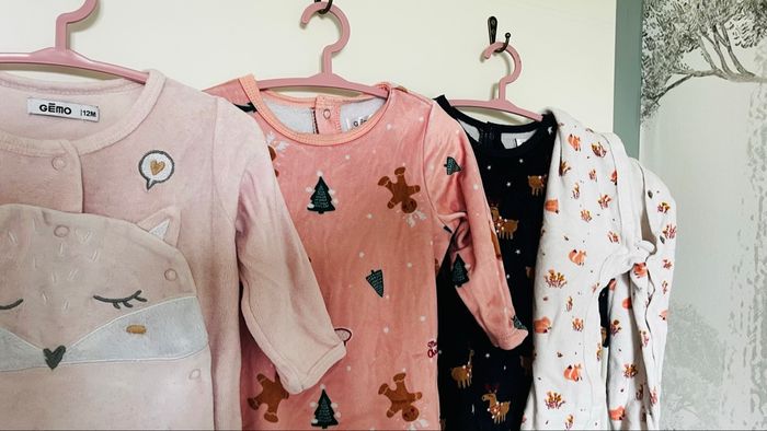 Lot pyjamas velours - photo numéro 2