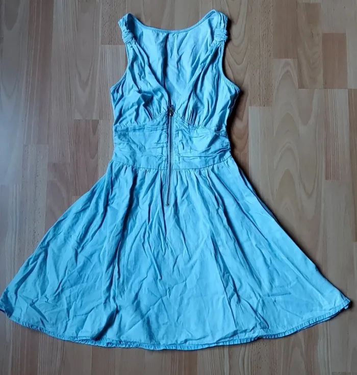 Robe bleue claire S/M