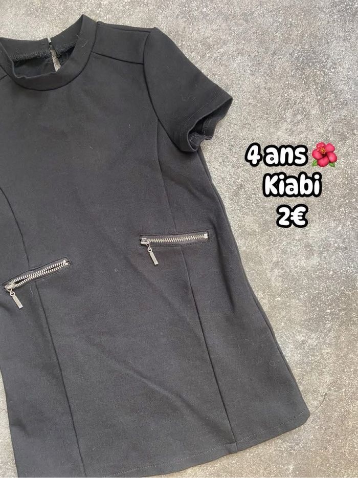 Robe 🌺 4 ans 🌺 Kiabi