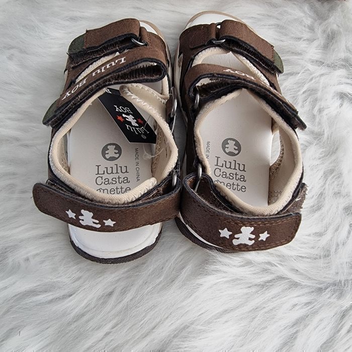 Neuves (non portées) 🏷💙🤩😍 superbes sandales pointure 25 garçon (ferme)!⚘️⚘️⚘️ - photo numéro 5