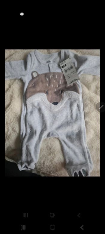 Joli pyjama bébé mixte