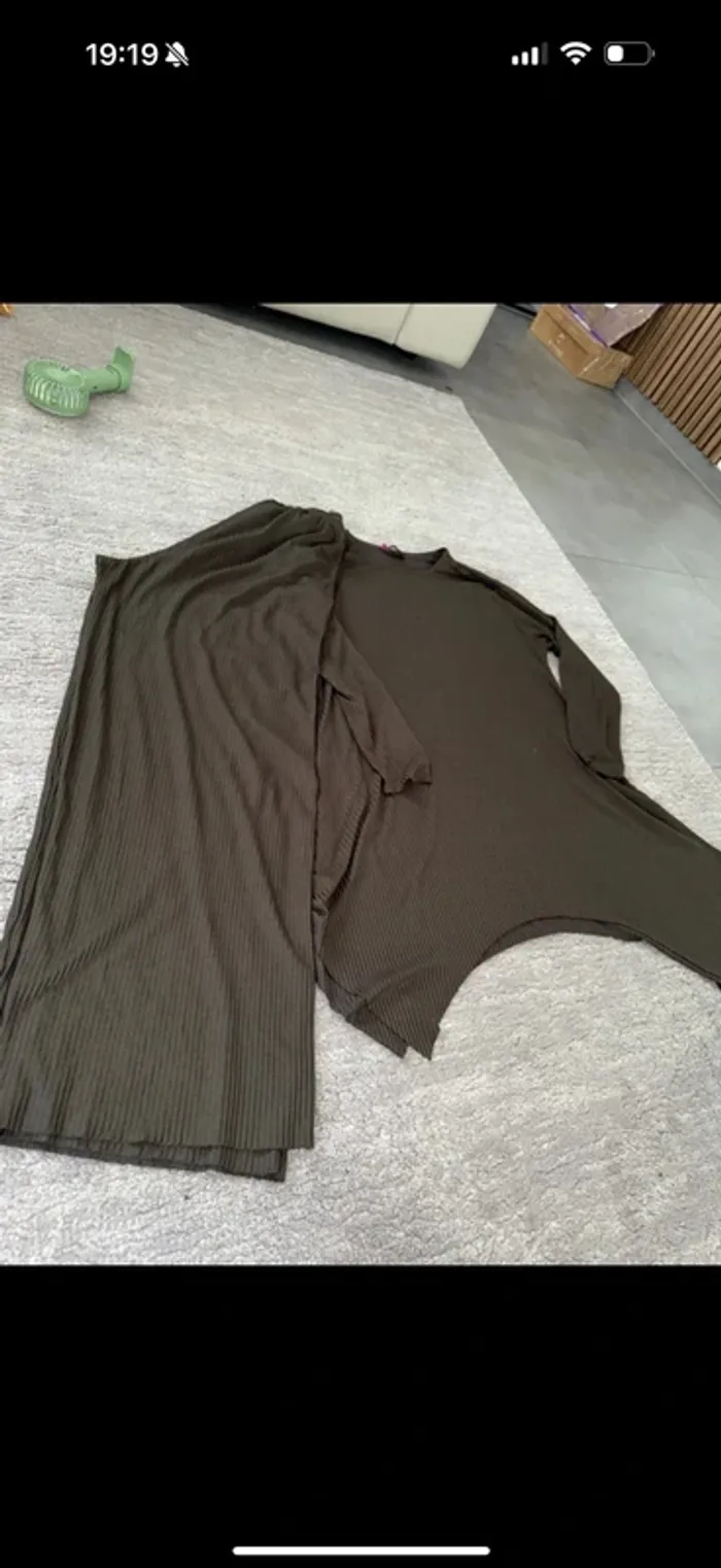 Ensemble femme fine taille 42 neuf - photo numéro 2