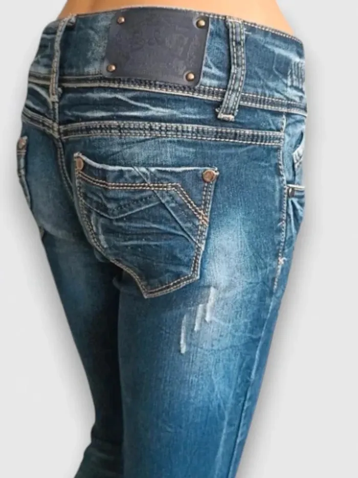 Jean marque Simply & Chic coupe skinny destroy ajusté, sculptant ,taille basse ,stretch - photo numéro 8
