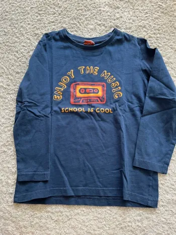 Teeshirt manches longues bleu marine taille 6 ans marque Tape à l’œil