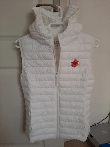 Doudoune sans manche légère taille XS