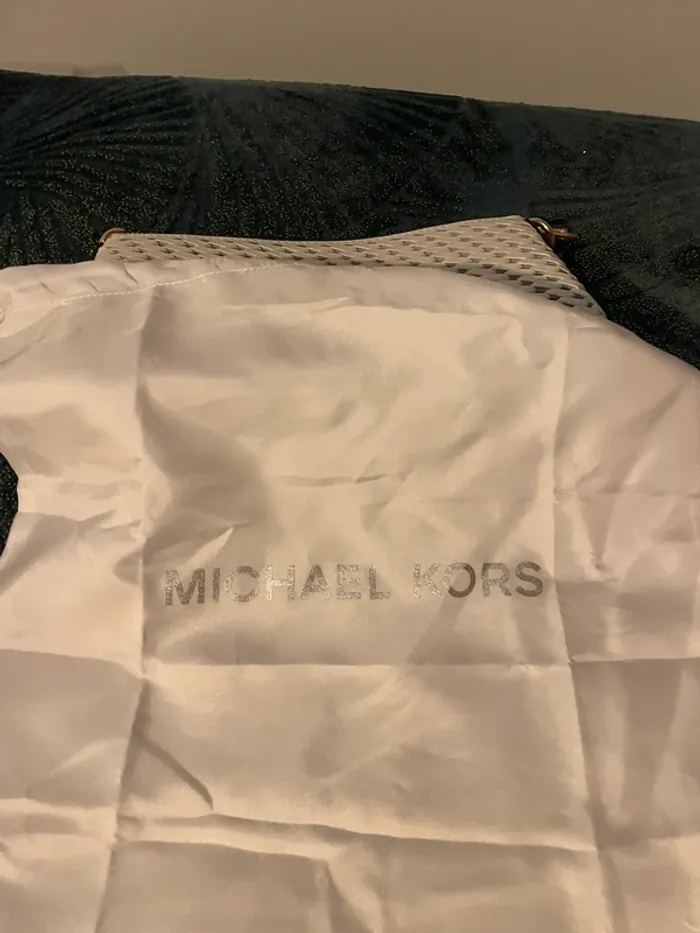 Sac neuf Michael Kors - photo numéro 3