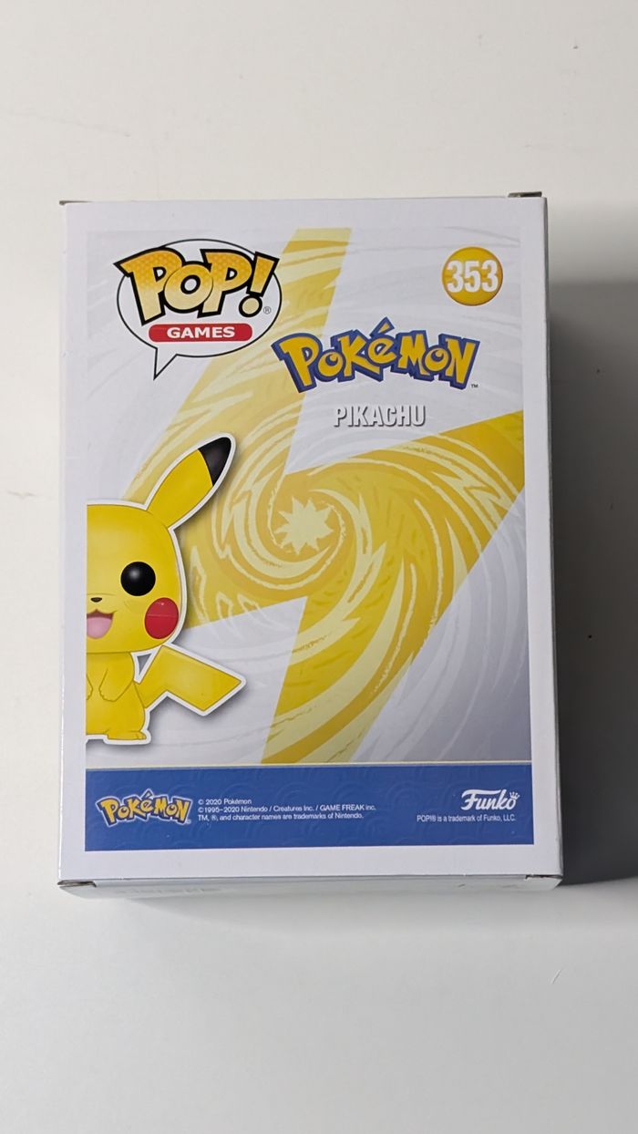 [Funko pop] Figurine Pokemon Pikachu flocked 353 - photo numéro 3