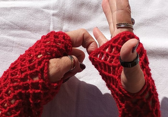 Mitaines DIABLOTINES fait main au crochet - photo numéro 5