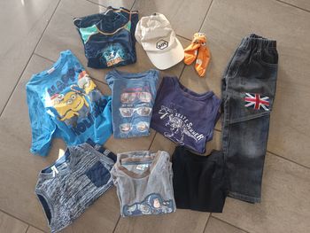 Lot vêtements pour garçon 6 ans