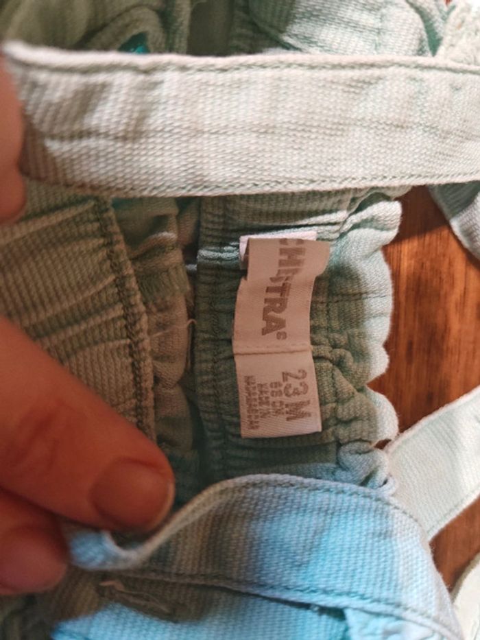 Salopette short  fille taille 23 mois - photo numéro 2