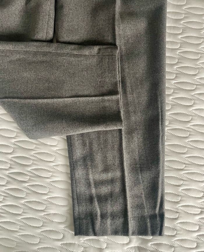 Pantalon fuselé et plissé en tweed Uniqlo Gris Neuf - photo numéro 4