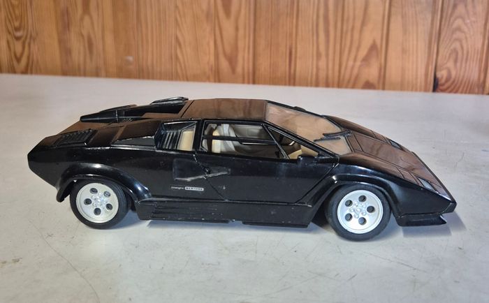 Polistil tonka Lamborghini countach 5000 noir 1/18 - photo numéro 4