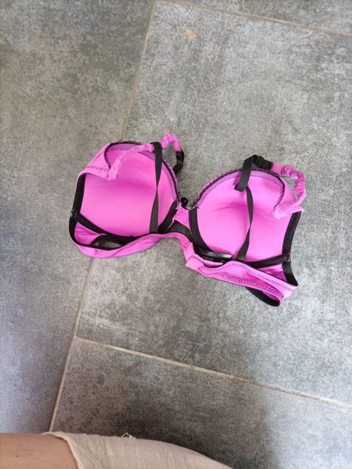 Soutien gorge - photo numéro 2