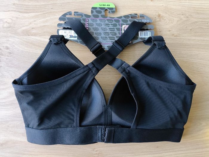 Brassière de sport neuve - photo numéro 2