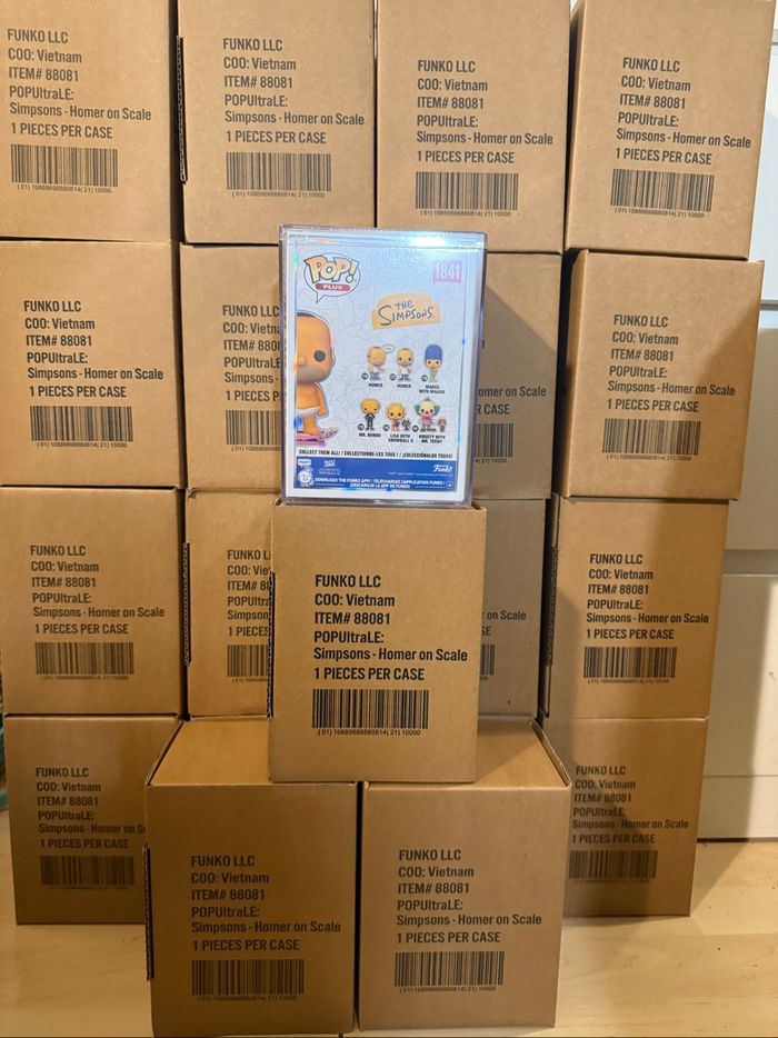 Funko POP! Homer on scale #1841 - photo numéro 2