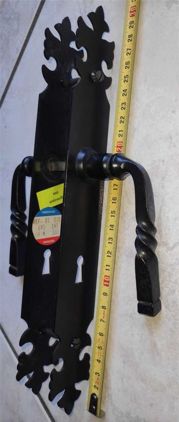 Paire de poignées de porte en fer forgé