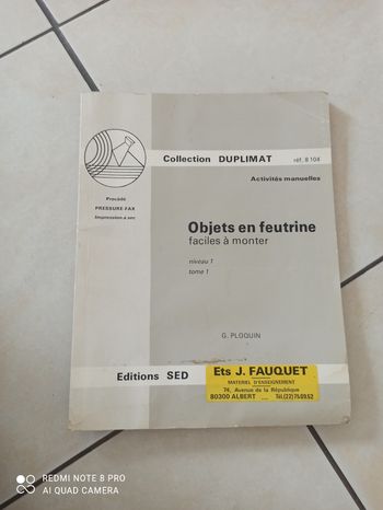 Livre objets en feutrine