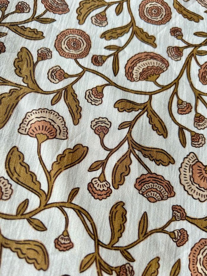 Popeline pompons écru Ikatee esprit block print indien 1 m sur laize - photo numéro 2