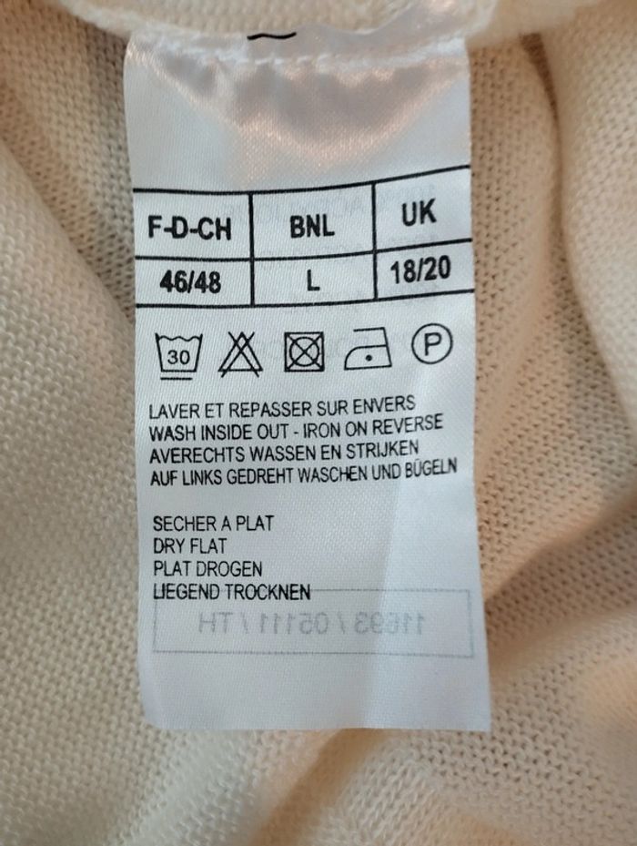Pull écru manches courtes Damart taille 46/48 - photo numéro 7