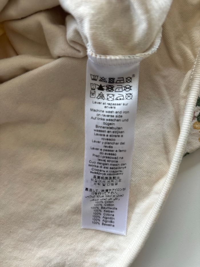 Sweat Petit Bateau fleuri – 4 ans / 104 cm – Neuf avec étiquette - photo numéro 3