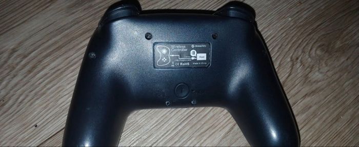 Manette de jeu Oniverse ONIPAD BLACK STAR, en parfaite état et très peu utilisée🎮 - photo numéro 2