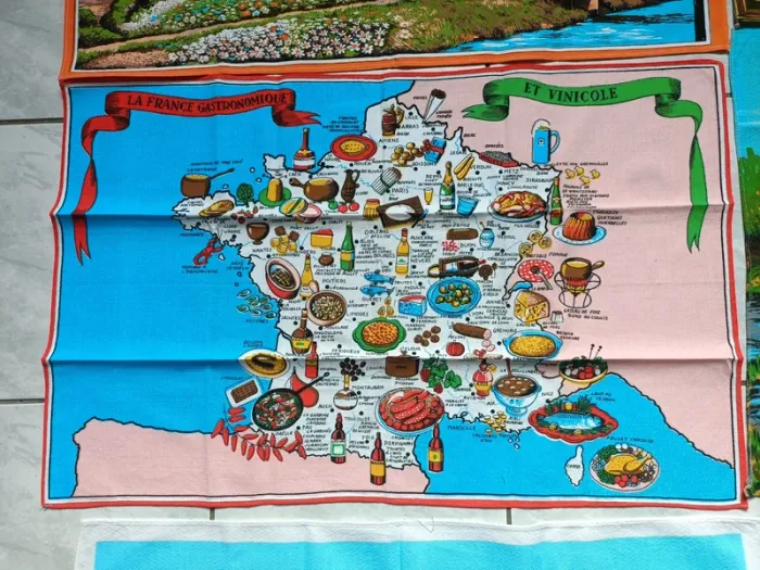 3 Torchons vintage NEUFS région Carcassonne - photo numéro 3