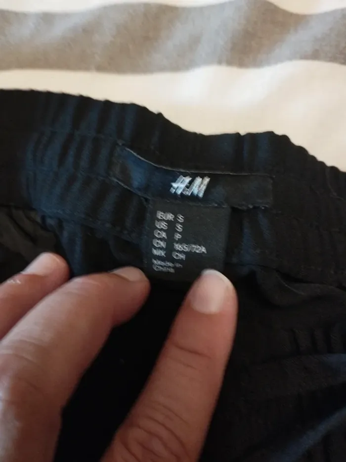 Pantalon noir - photo numéro 2