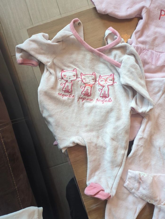 Lot 7 pyjamas 3 mois