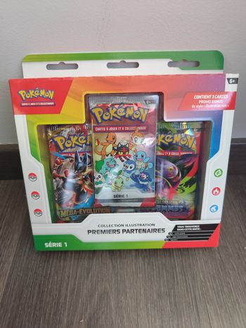 Coffret collection Illustration Premiers partenaires cartes Pokémon 30 ans Carapuce Salameche