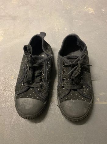 Chaussures légères 27