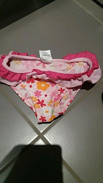 Slip de bain fille 2 ans