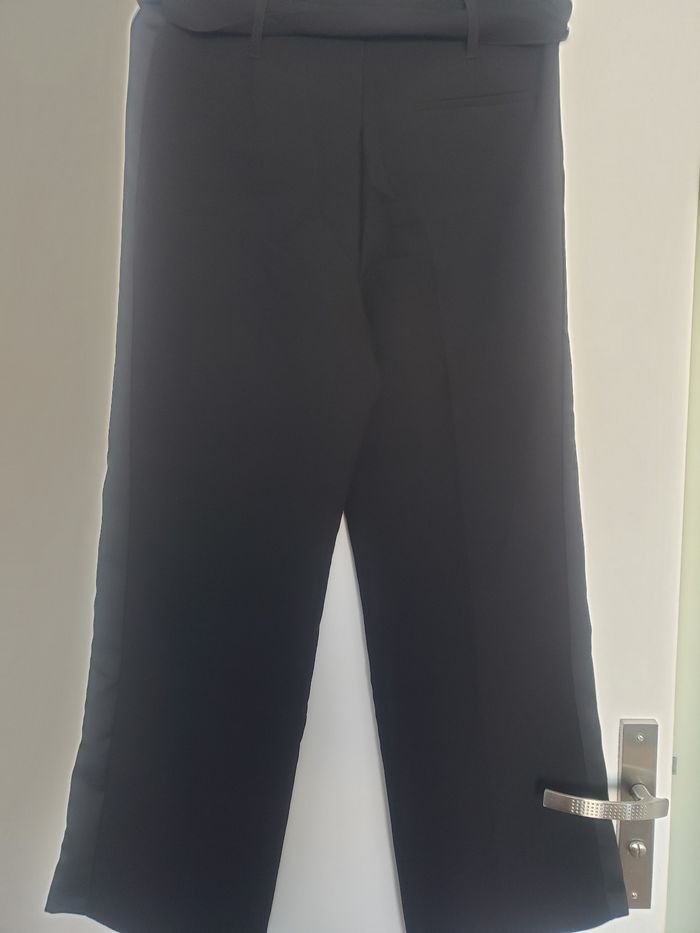 Pantalon femme taille 40 kiabi en très bon état - photo numéro 4