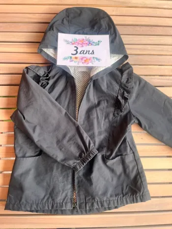 Imperméable noir mango 3 ans