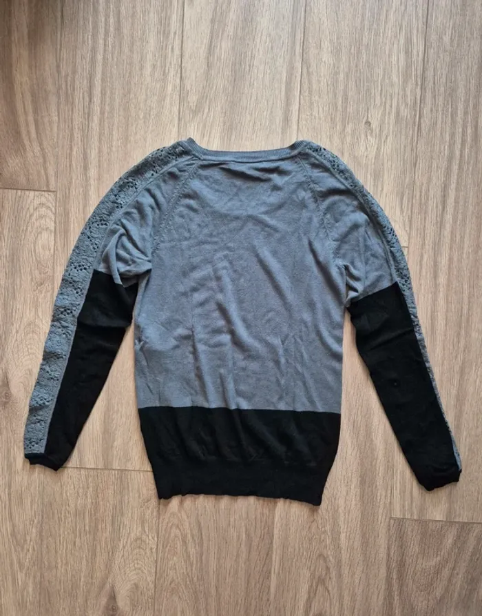 Pull fin dentelle Kookai gris noir - photo numéro 2