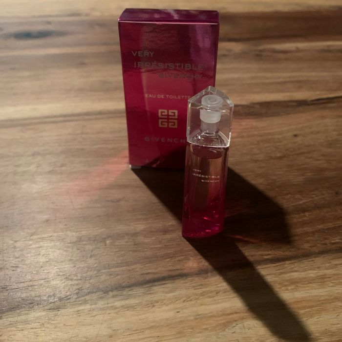 Very Irresistible GIVENCHY miniature - photo numéro 2