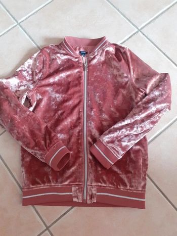 Veste à fermeture rose irise