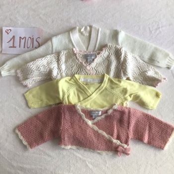 Lot 1 mois fille gilets et leggings