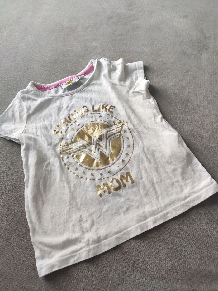 Tee shirt blanc wonderwoman 3 ans