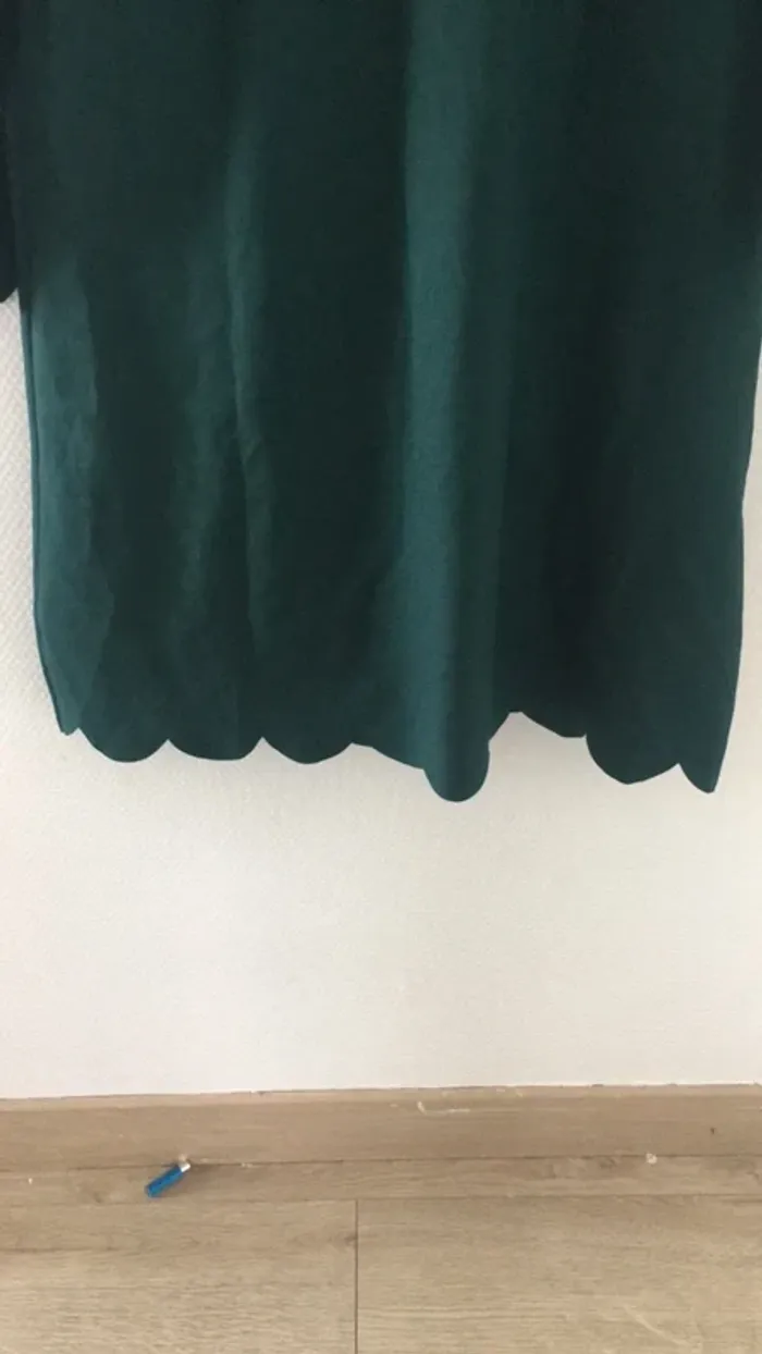 Robe légère verte - photo numéro 2