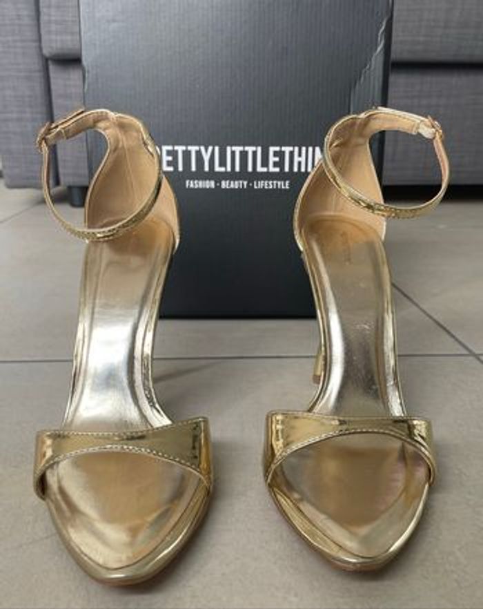 Sandales à talons dorées PrettyLittleThing - photo numéro 2