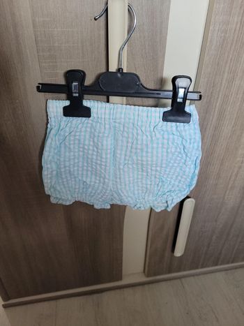 Short très léger 9 mois