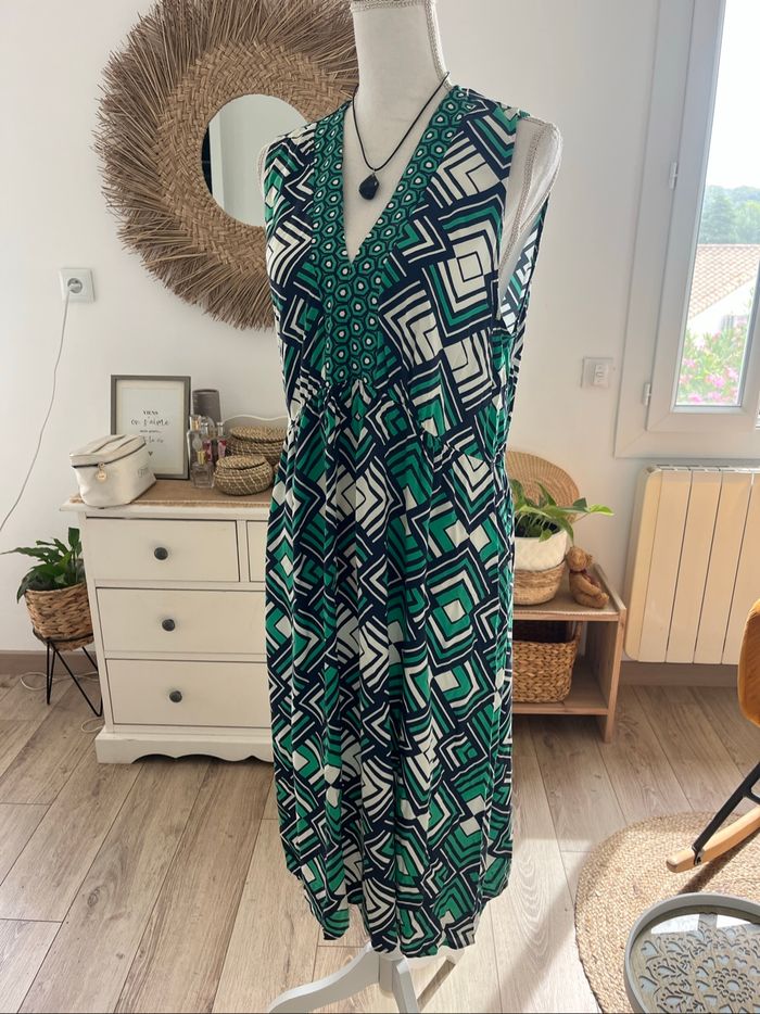 Robe longue fluide légère imprimée sans manches Jacqueline Riu taille 46 - photo numéro 2