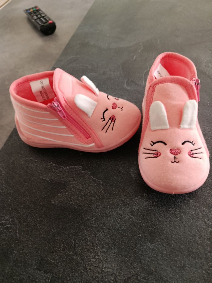 Chausson kiabi neuf - photo numéro 2