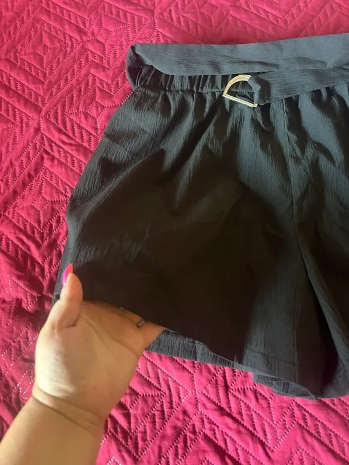 Short fluide noir taille 2XL / 44 - photo numéro 3